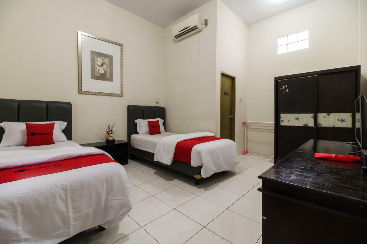 Reddoorz Syariah Near Fort Marlborough Bengkulu Bagian luar foto